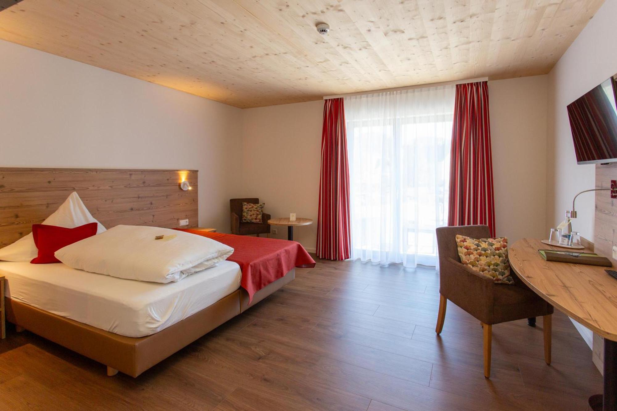 Hotel Waldblick Schenkenzell Экстерьер фото