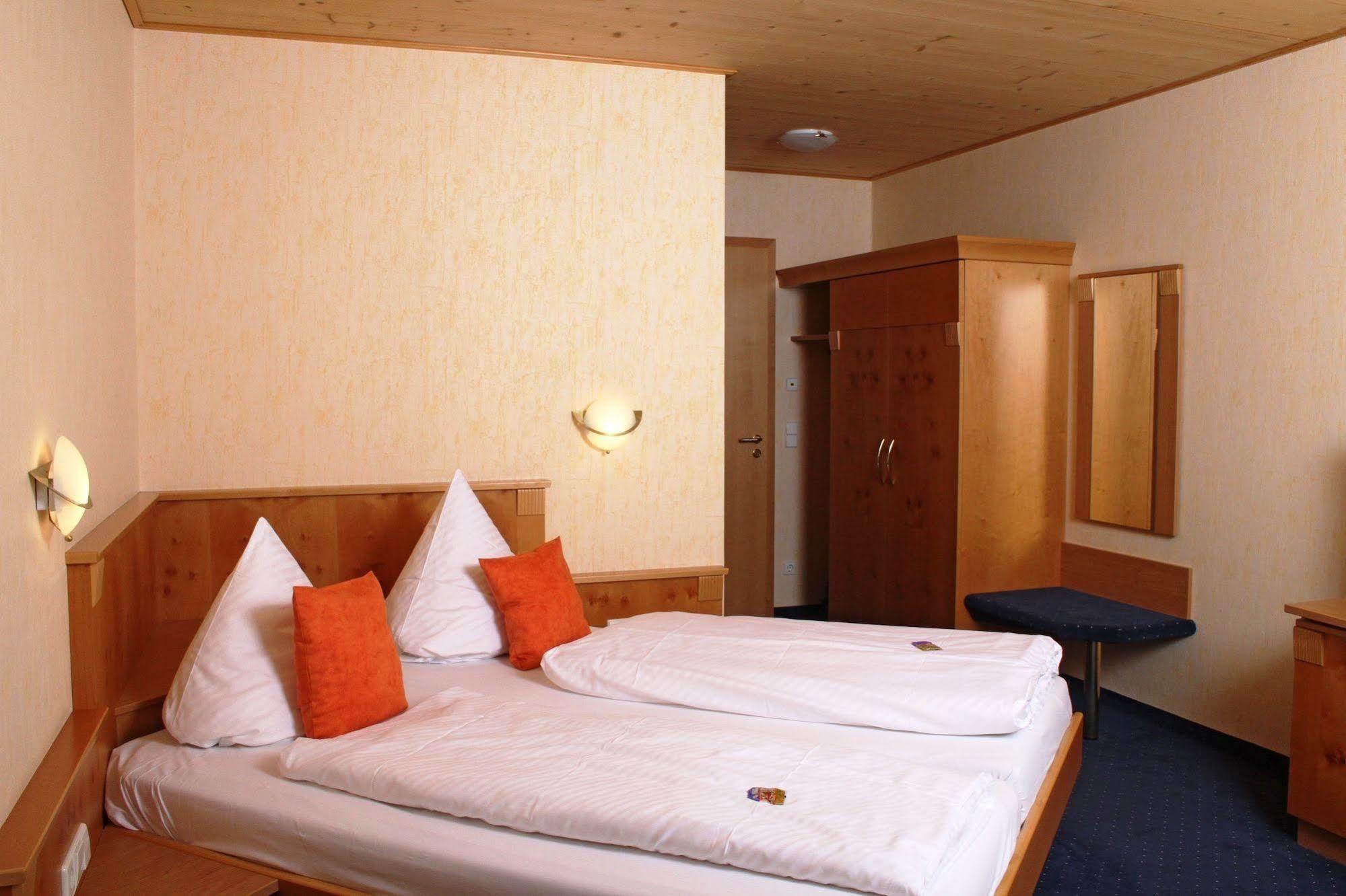 Hotel Waldblick Schenkenzell Экстерьер фото