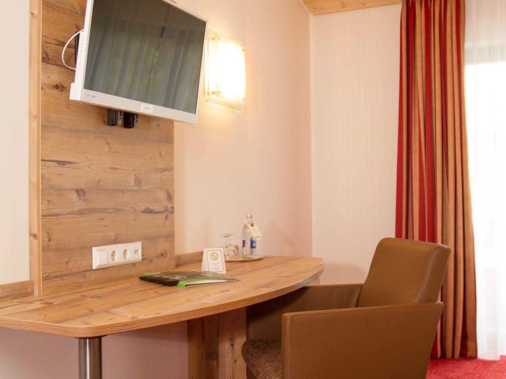 Hotel Waldblick Schenkenzell Экстерьер фото